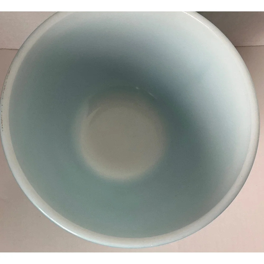 Pyrex Vintage Turquoise Blue Milk Glass Mixing Bowl 401 1.5 Pint Retro Kitchen